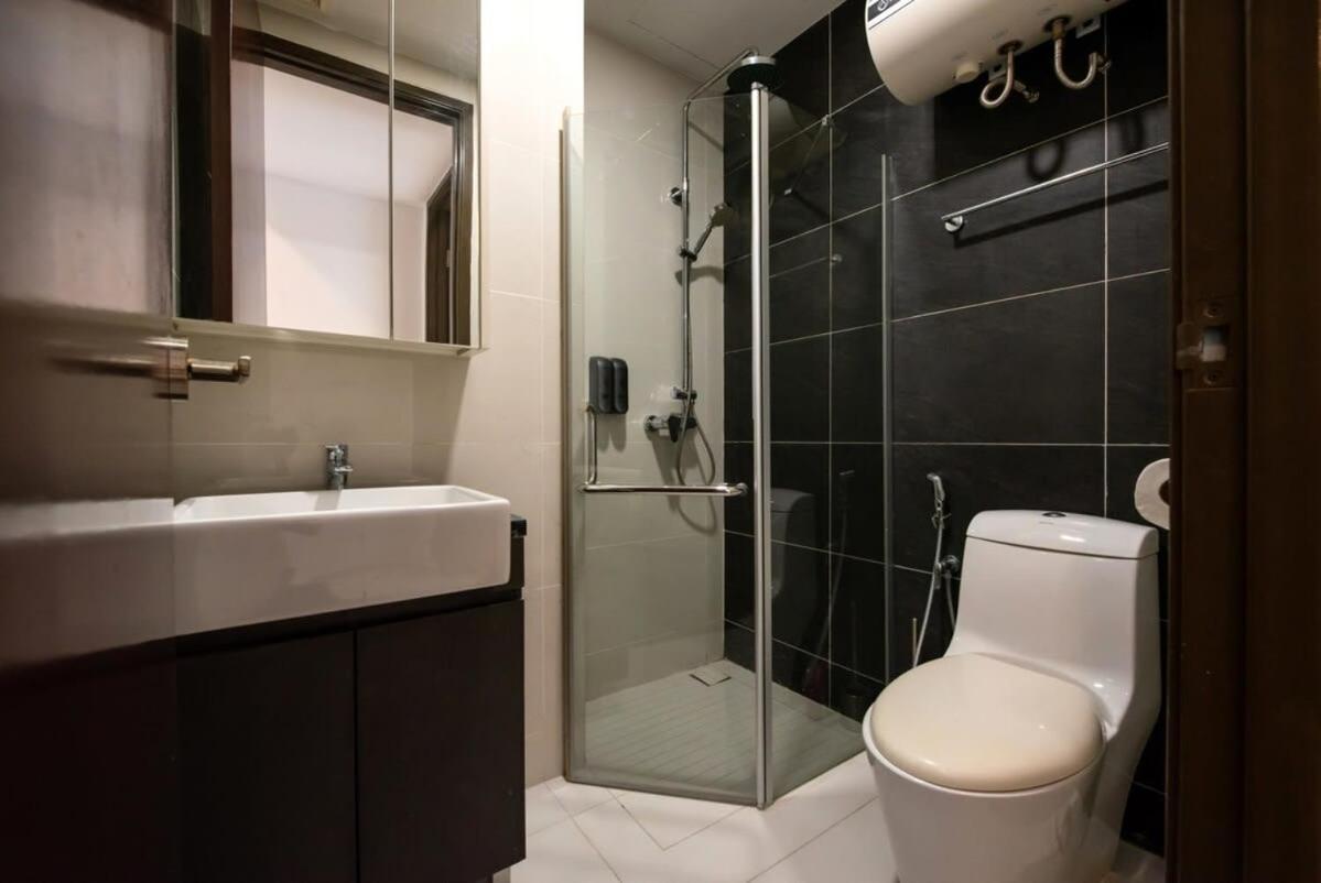 Apartment Comfy 3br In Danga Bay Free Parking Sea View *